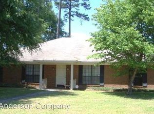 1907 Buck Ln #A, Albany, GA 31707