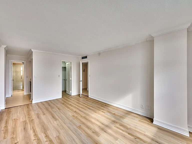 305 N Pompano Beach Blvd #1204 — Photo 16