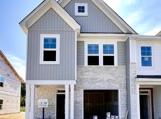 410 Barrington Row Ave, Zebulon, NC 27597