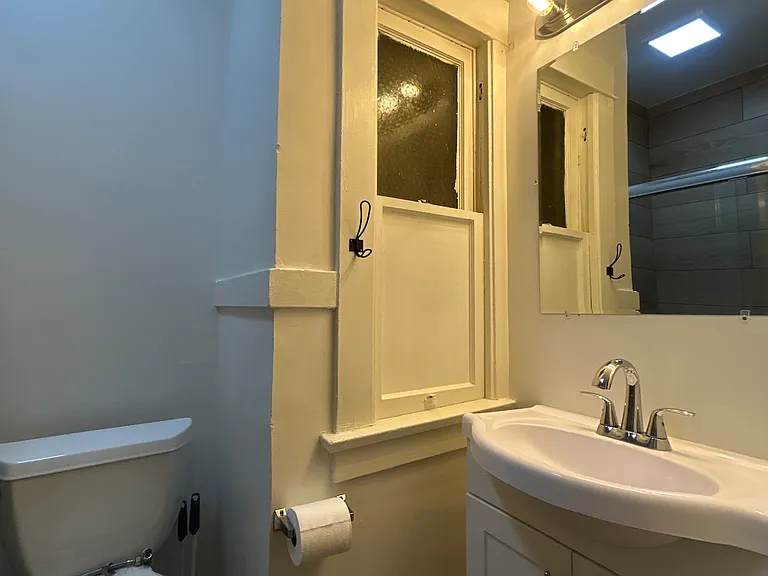 635 Elm Ave #10 — Photo 10