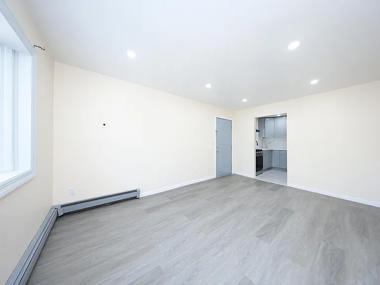 275 Katan Ave #1 — Photo 3