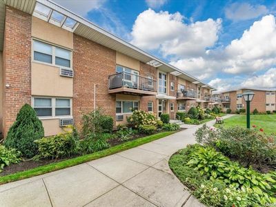 4 Rose Street #1-B1, Oceanside, NY, 11572