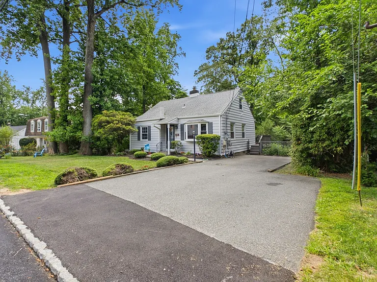 10 Hilsinger Rd — Photo 37