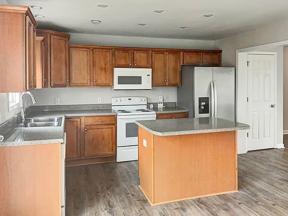 5th image of 8011 Krijen Ct