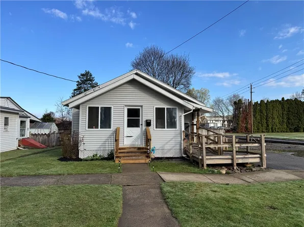 145 Charles St, Painted Post, NY 14870