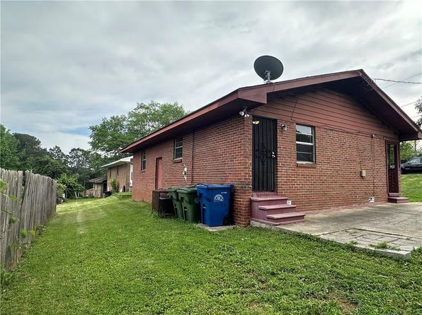 4009 Ester Dr SW, Atlanta, GA 30331