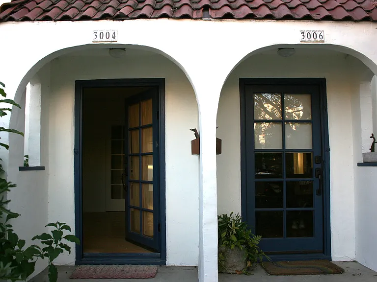 3004 Del Monte Dr — Photo 1