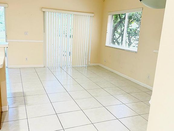 5th image of 8904 Sandshot Ct #5112-A