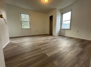 9 Salem St FLOOR 2-9B, Nashua, NH 03064