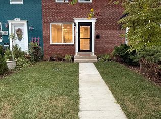 50 Dale St, Alexandria, VA 22305