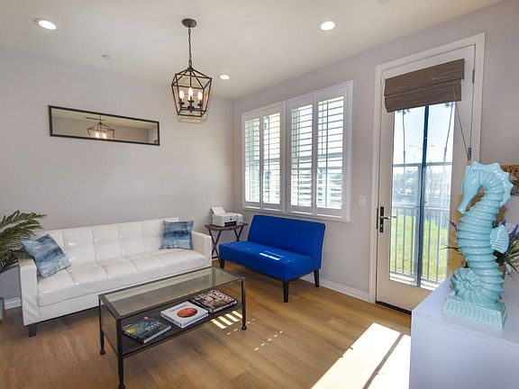 3rd image of 507 Sandpiper Way