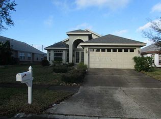 450 Village Dr, Tarpon Springs, FL 34689