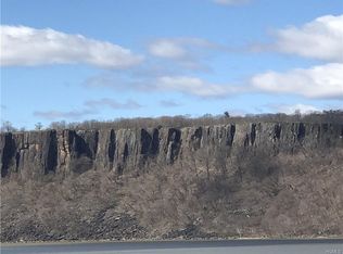 29 Maple Ave APT 1B, Hastings On Hudson, NY 10706