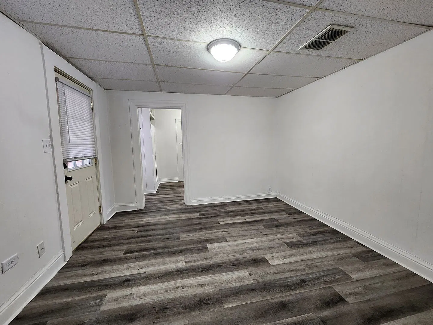 200 Woodward Ave — Photo 4