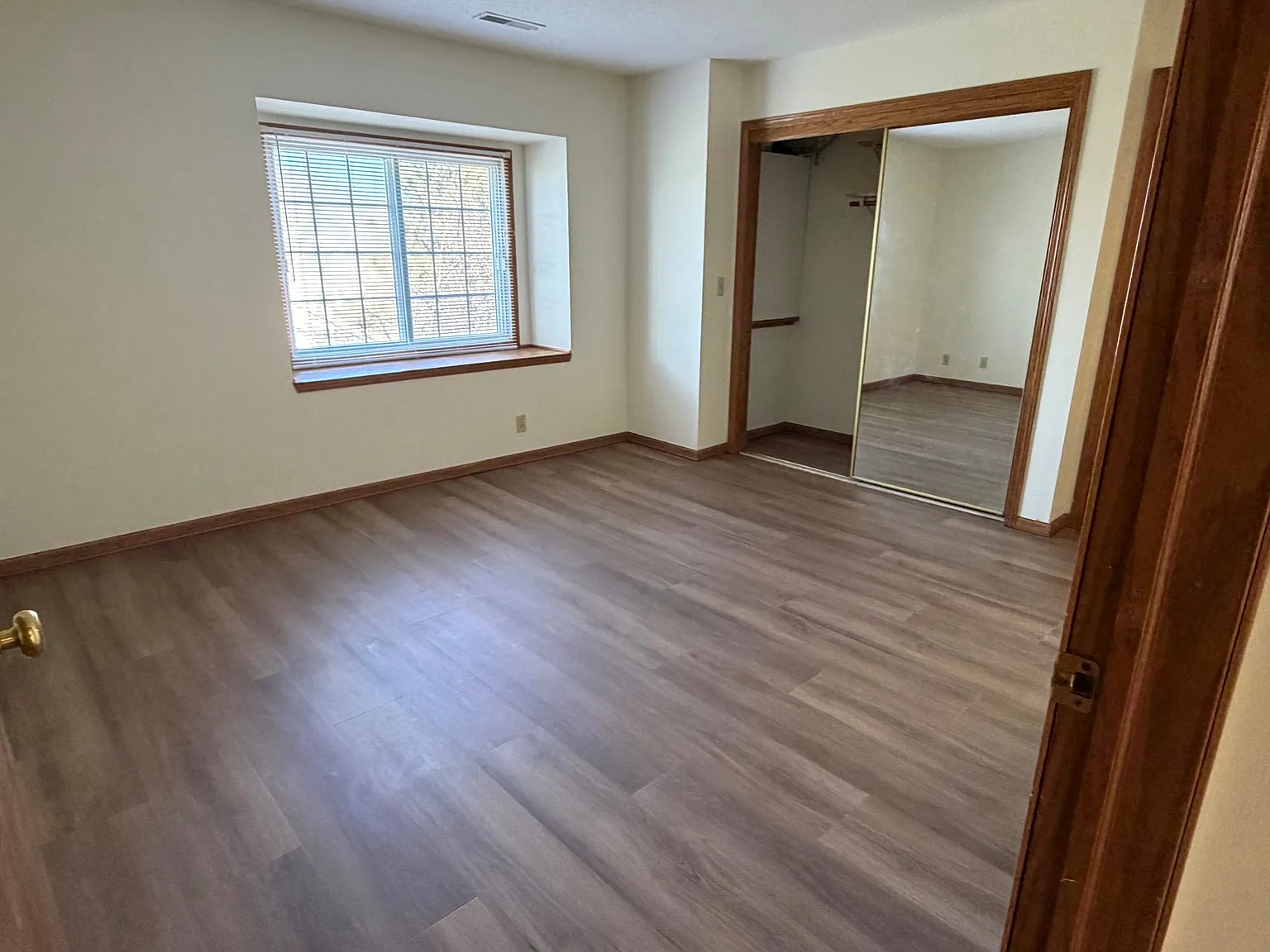 2 bed, 1219 sqft, $1,750 — Photo 4
