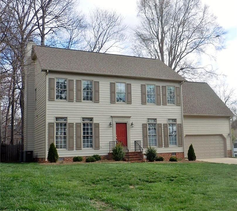 1st image of 2400 Beaconwood Dr