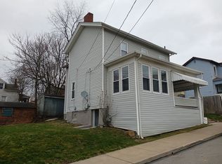 307 6th St, Irwin, PA 15642