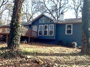 19 Mountain View Ct, Cartersville, GA 30120