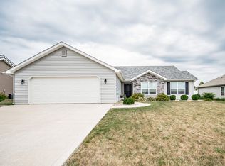 852 N Turtle Run, Churubusco, IN 46723