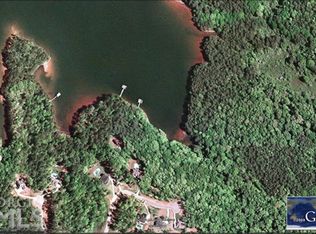 210 Lakeview Ct, Lagrange, GA 30240