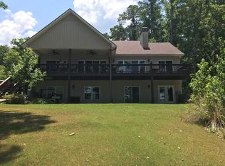3690 Lakecrest Dr, Sparta, GA 31087