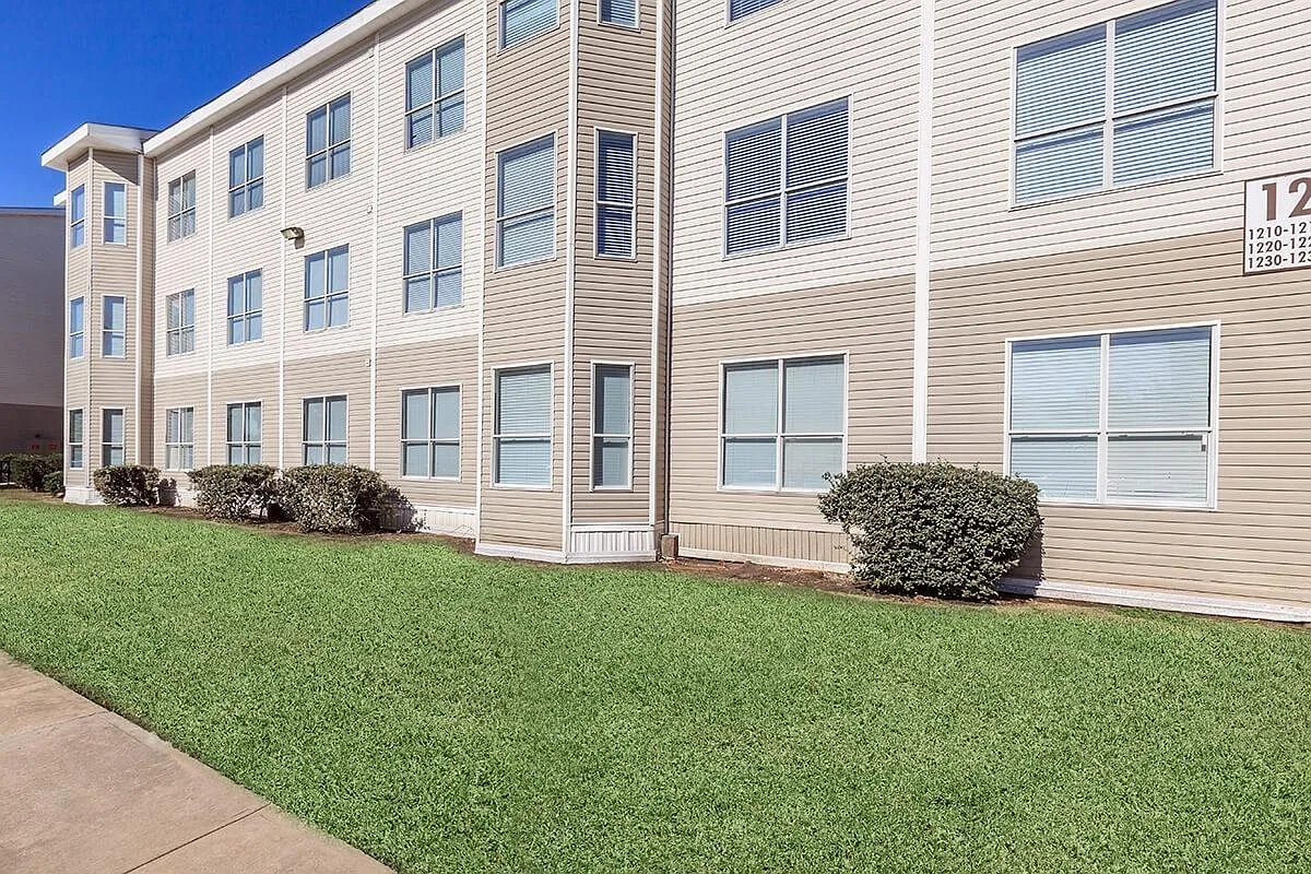 Building Photo - 10965 S Gessner Dr #421