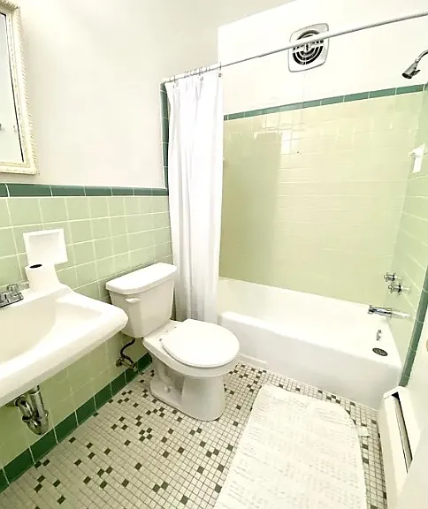 225 E Swissvale Ave #3 — Photo 1