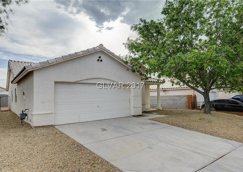 1st image of 2245 Summer Holly Way