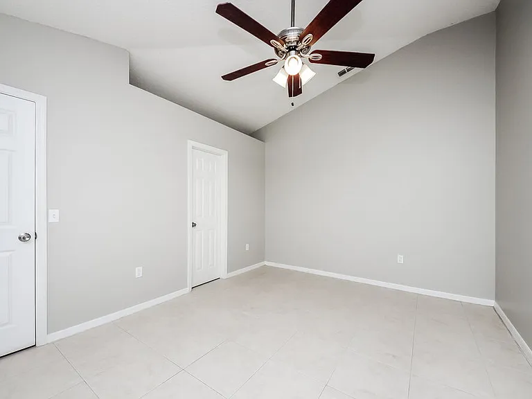 64 Bolton Ct — Photo 9