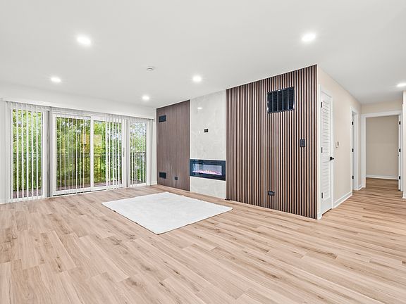 5th image of 5100 Carriageway Dr APT 308
