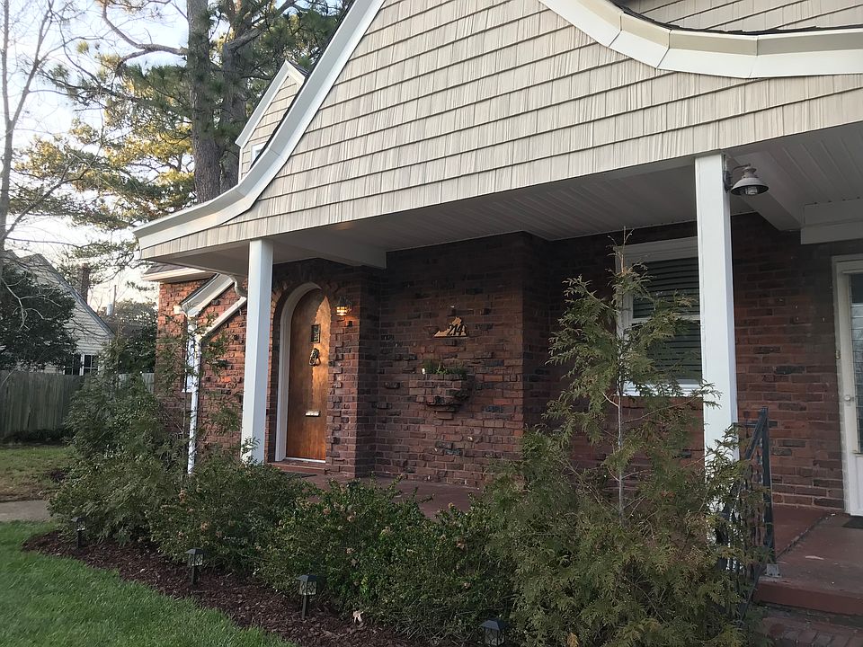 1st image of 214 Burleigh Ave