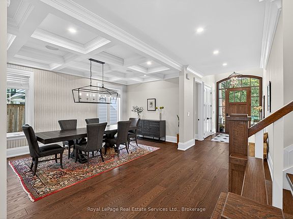 5th image of 47 Park Ave E