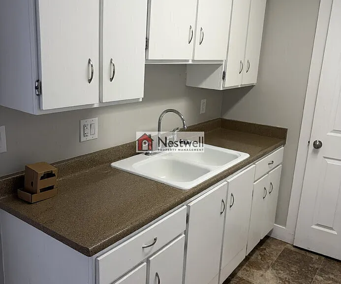 230 W Center St #23 — Photo 3