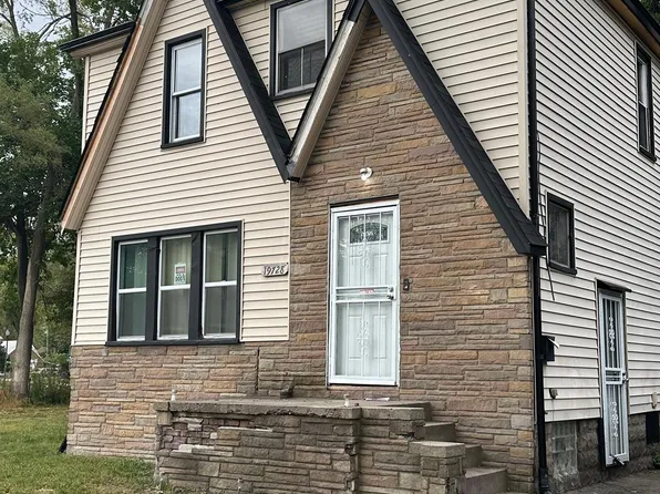 19728 Charest St, Detroit, MI 48234