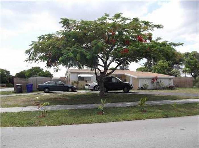 1st image of 3300 NW 43rd Ave