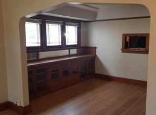 2155 S 93rd St, West Allis, WI 53227