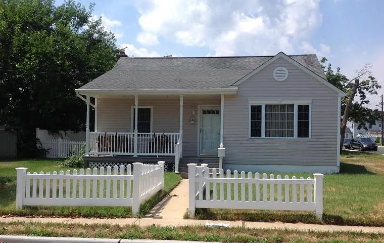 106 Luppatatong Ave photo 1