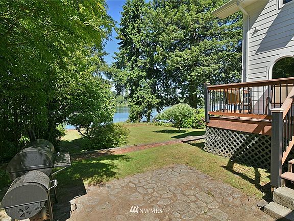 4th image of 2145 E Phinney Bay Dr