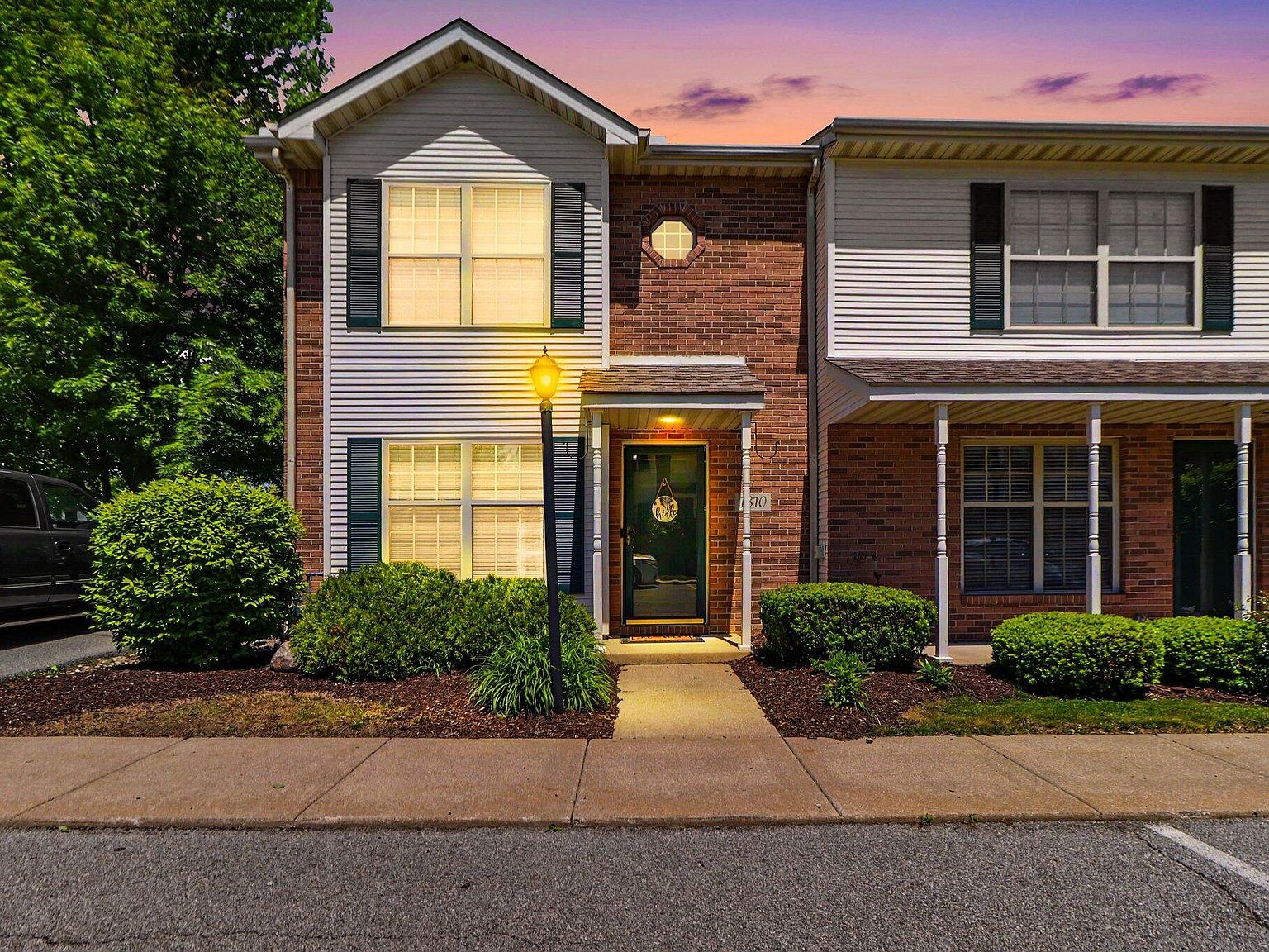 NAVIGATION　ゴールデンオーク　ありがとうございます！ 1810 Golden Oak Ct, Crown Point, IN 46307 | Zillow