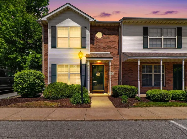1810 Golden Oak Ct, Crown Point, IN 46307