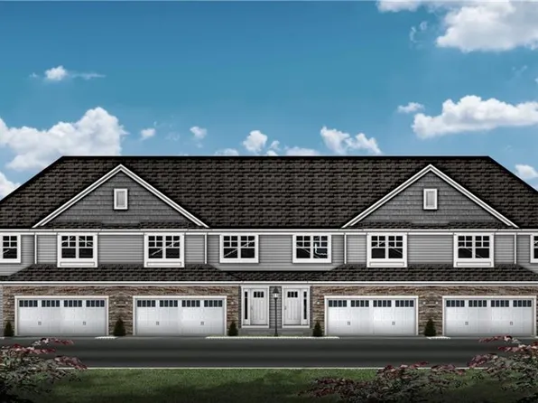 9385 Aquila Ct, Broadview Heights, OH 44147