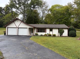 10017 Hamby Rd, Soddy Daisy, TN 37379