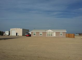 12660 Airport Rd, Taft, CA 93268