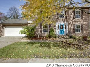 806 Ayrshire Cir, Champaign, IL