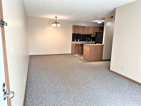 4th image of 247 W Union St APT 101D