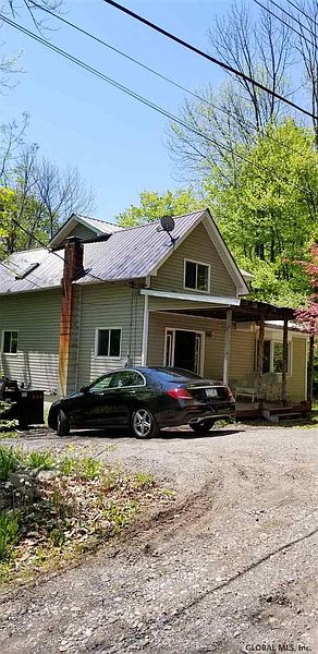 2nd image of 172 MOUNTAIN LAKE NORTH SHORE R