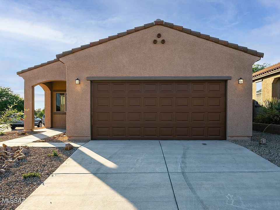 1st image of 10431 S Painted Mare Dr