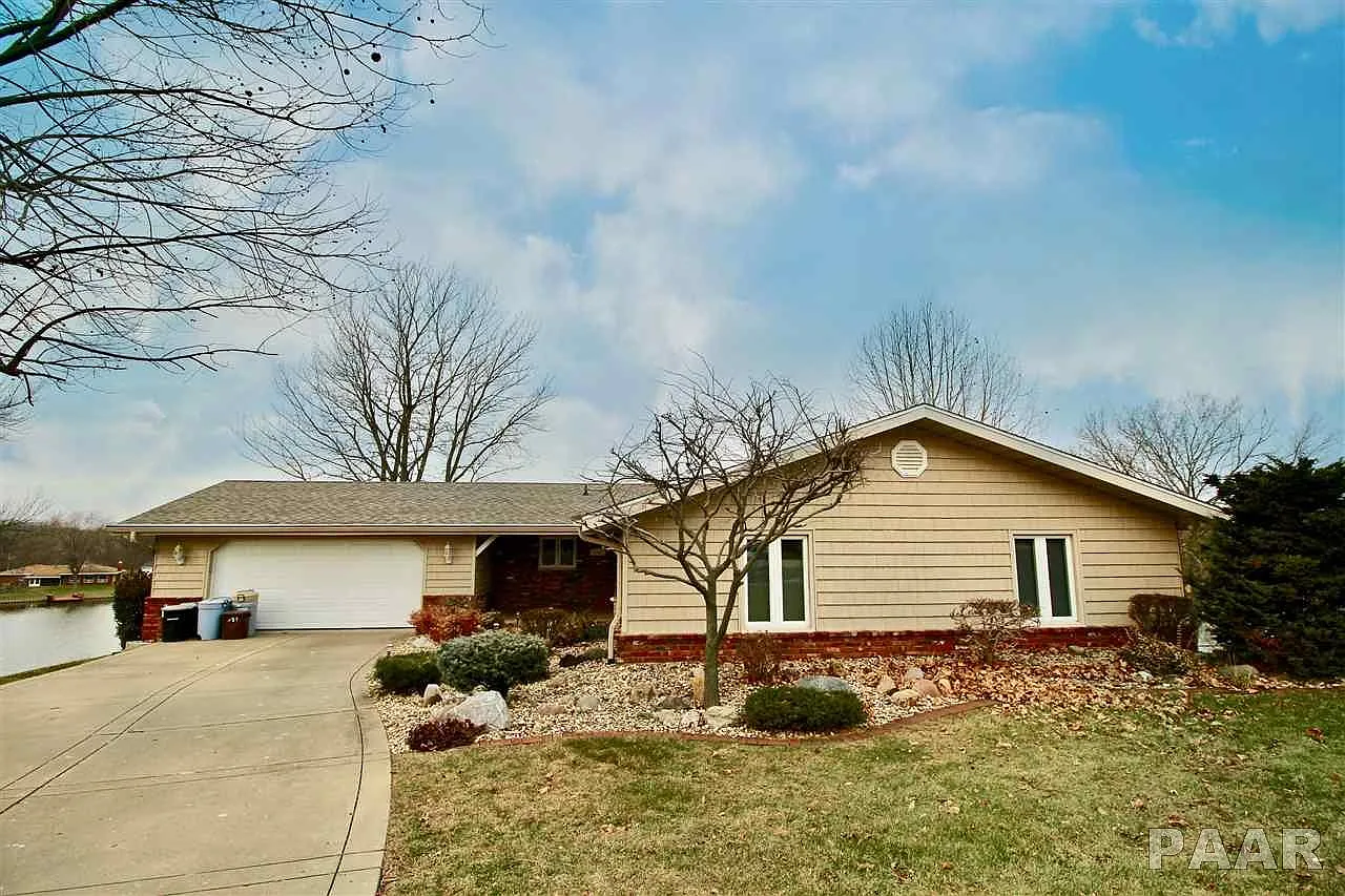 2101 Wildwood Dr photo 1