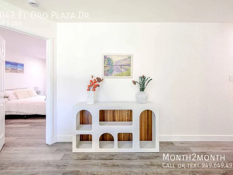 9042 El Oro Plaza Dr — Photo 7