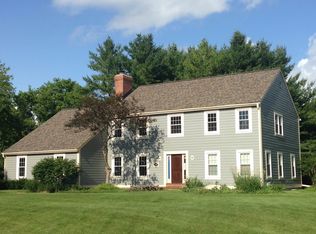 1202 Aspen Ct, Delafield, WI 53018